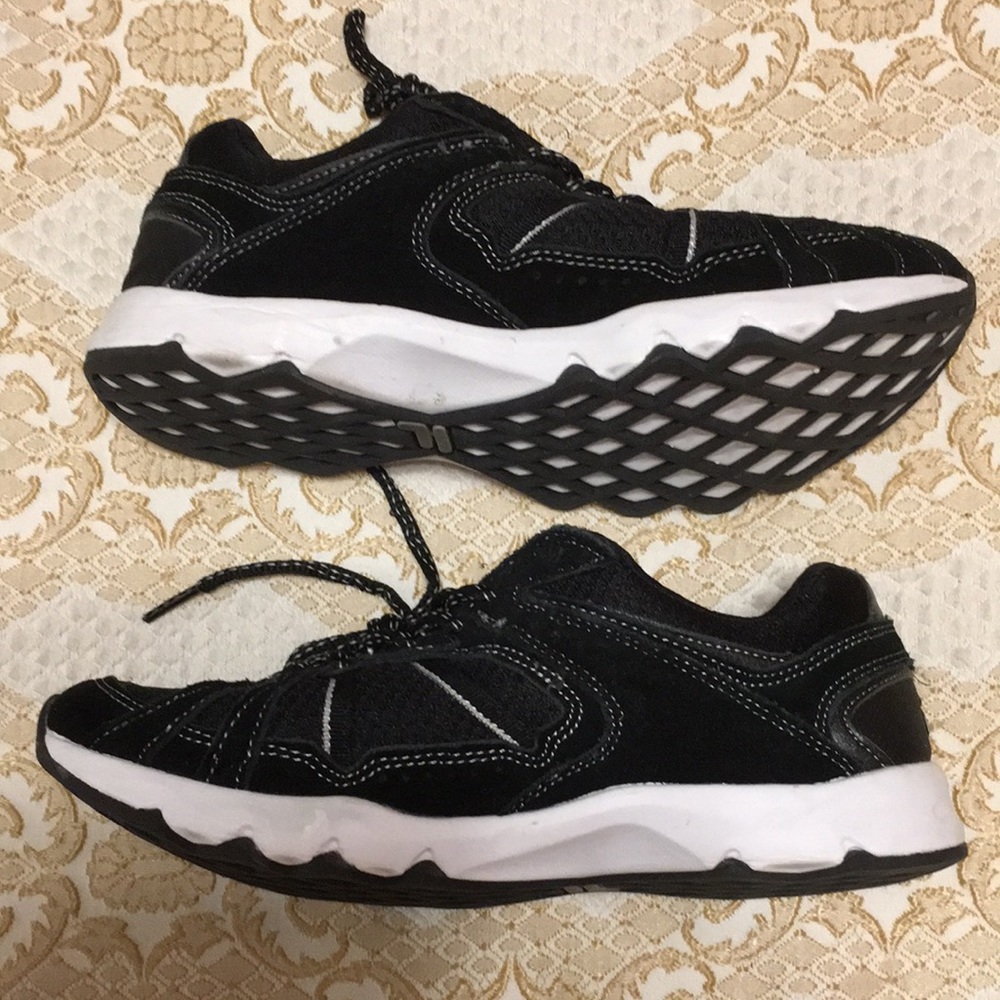 Women’s FILA Black 5SC60044-010 size 8 M dsl lite Sneaker - Picture 11 of 12